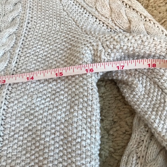 GAP sweater - Picture 6 of 6